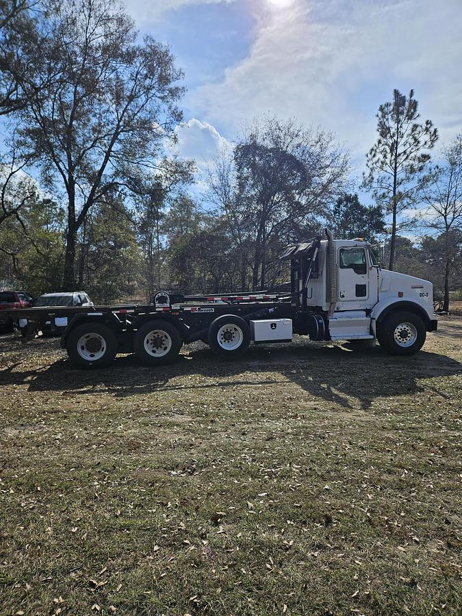 Used 2016 KENWORTH T800