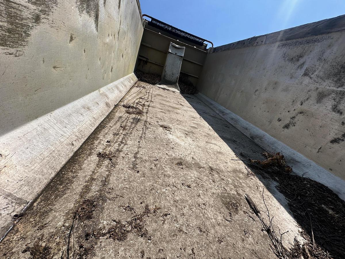 Used 1997 MACK RD688S