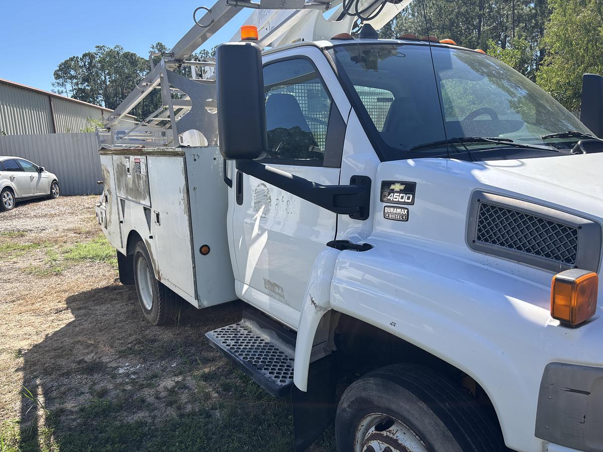 Used 2005 CHEVROLET C4500