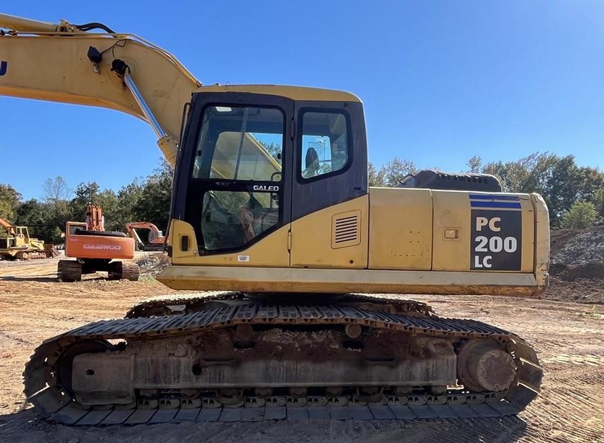 Used 2005 KOMATSU PC 200 LC-7L