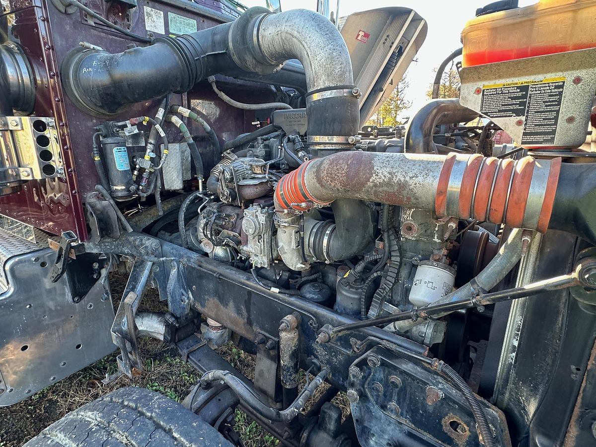 Used 2016 PETERBILT 367