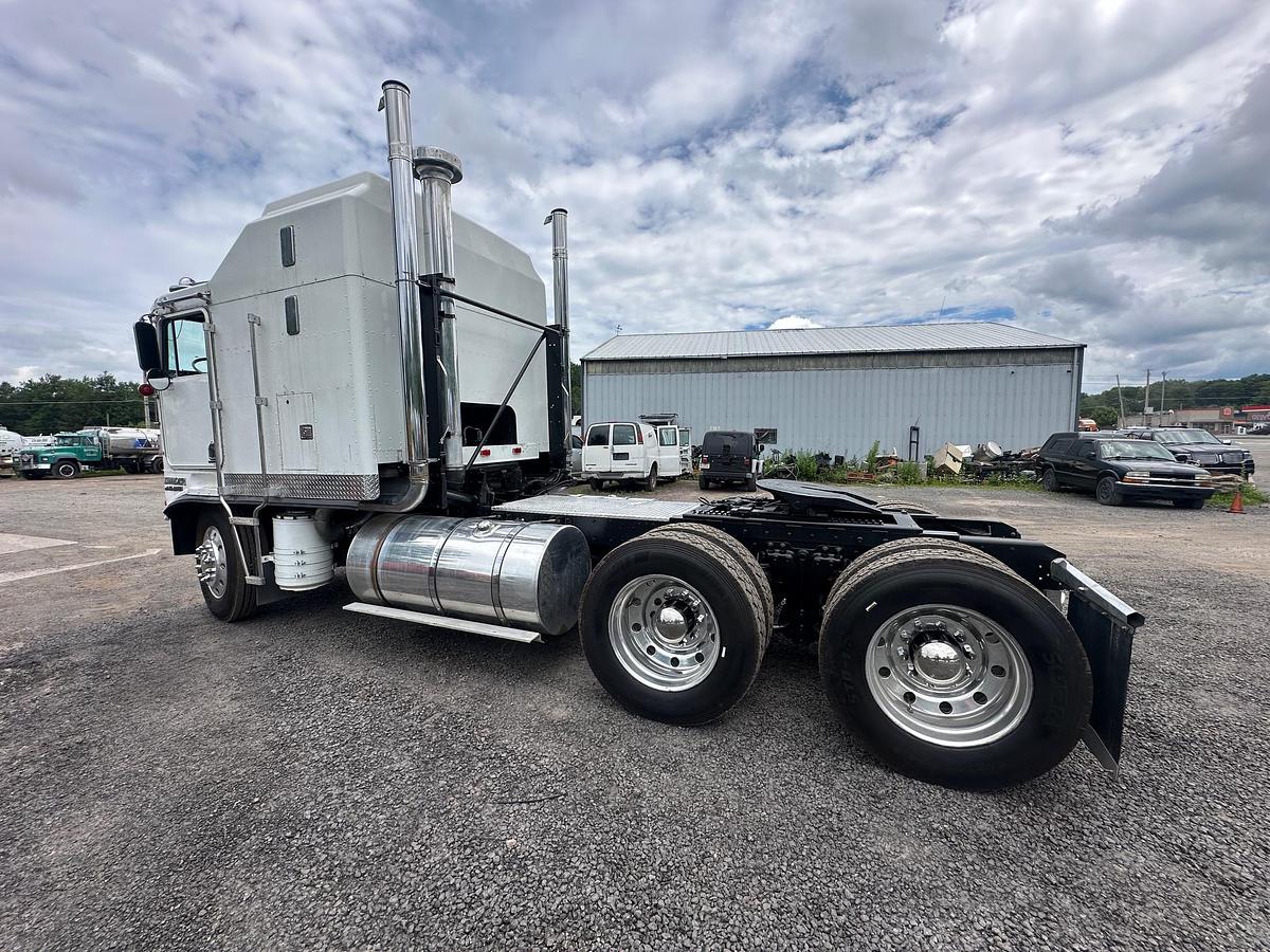 Used 1984 KENWORTH K100 AeroDyne