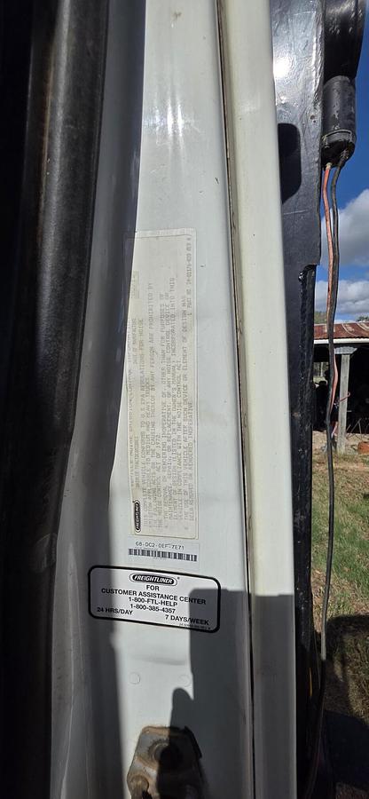 Used 2012 FREIGHTLINER Cascadia