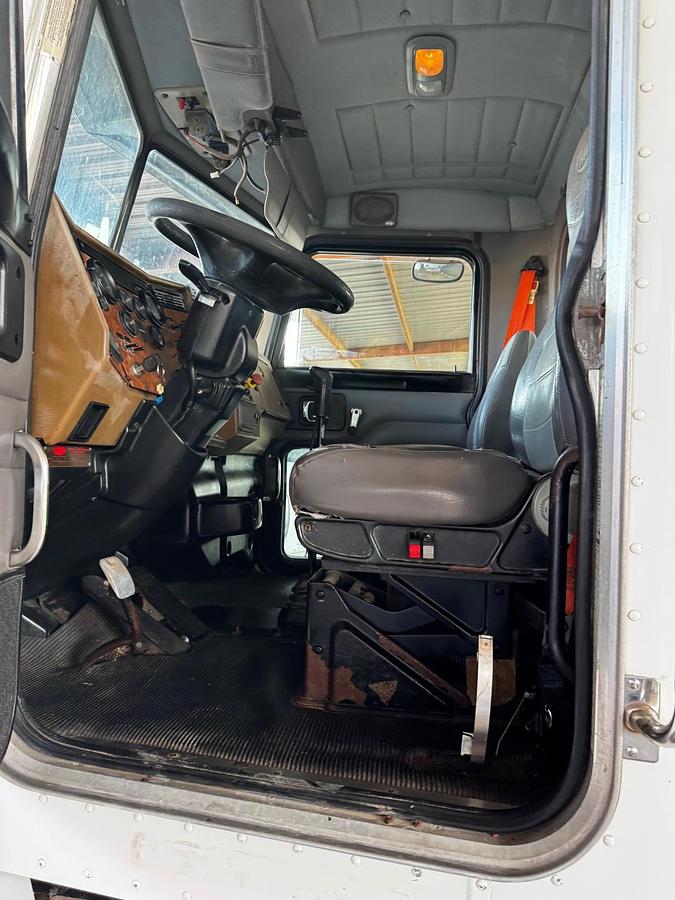 Used 2009 PETERBILT 340