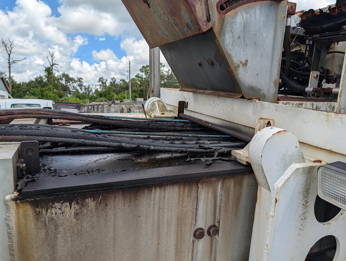 Used 1999 SOMERO S-240 Laser Screed