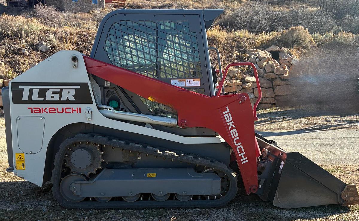 Used 2024 TAKEUCHI tl6r
