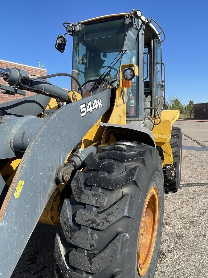 Used 2011 DEERE 544K