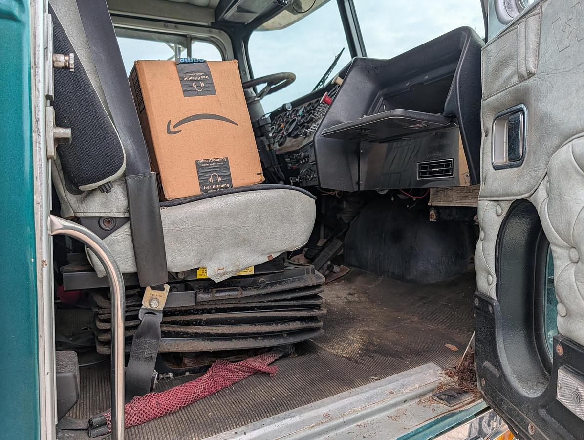 Used 1995 WESTERN STAR 4900