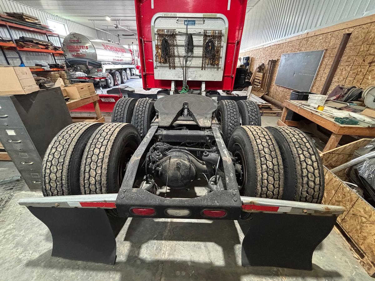 Used 2004 PETERBILT 379