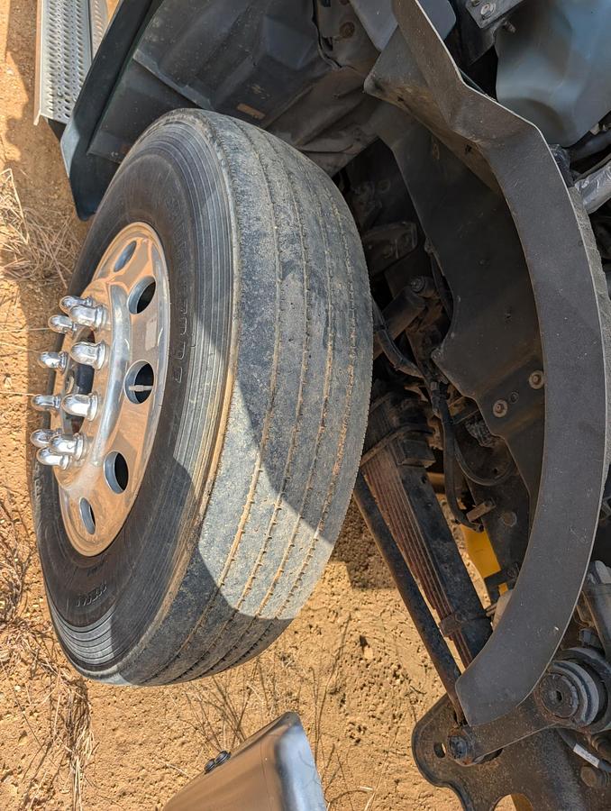 Used 2016 CATERPILLAR CT660S