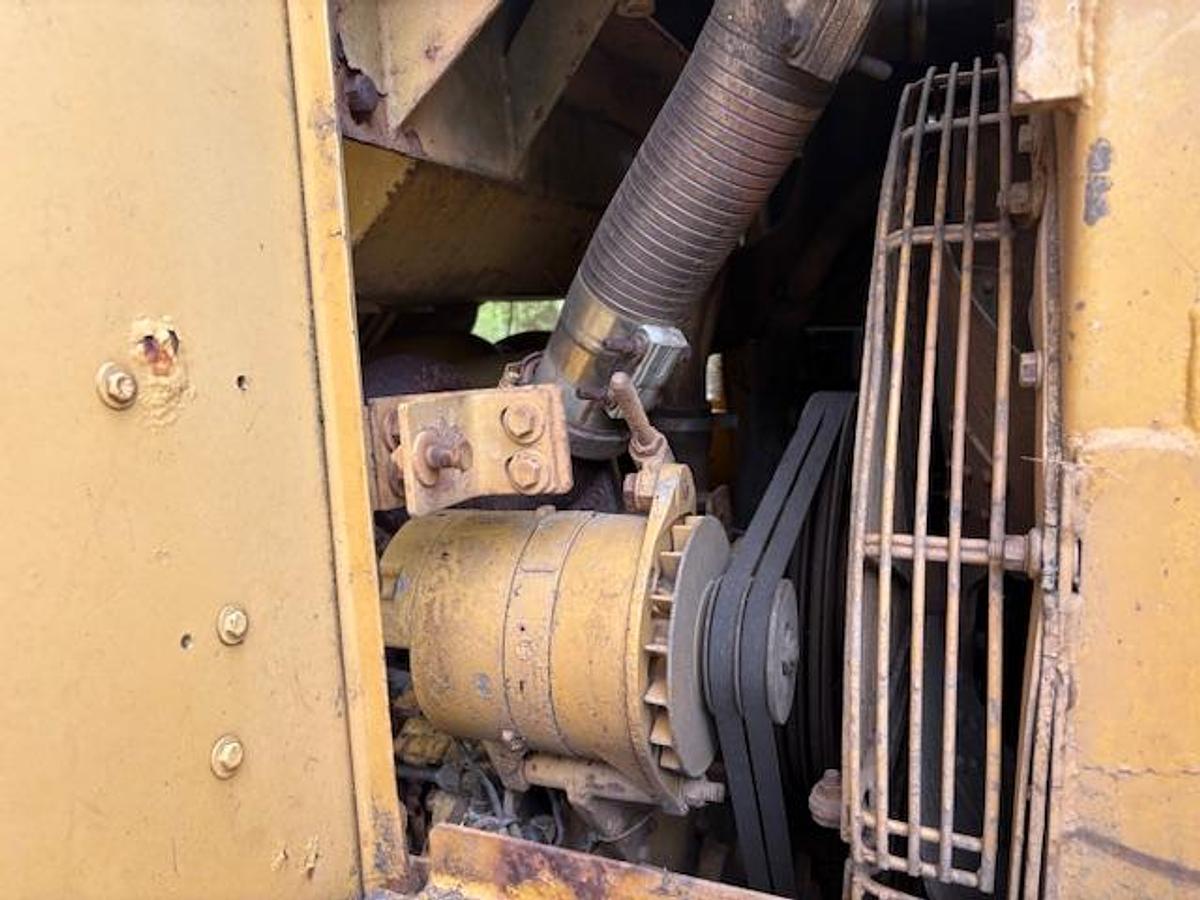 Used 1983 CATERPILLAR 963