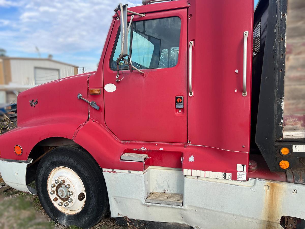 Used 1990 INTERNATIONAL 8300 Eagle