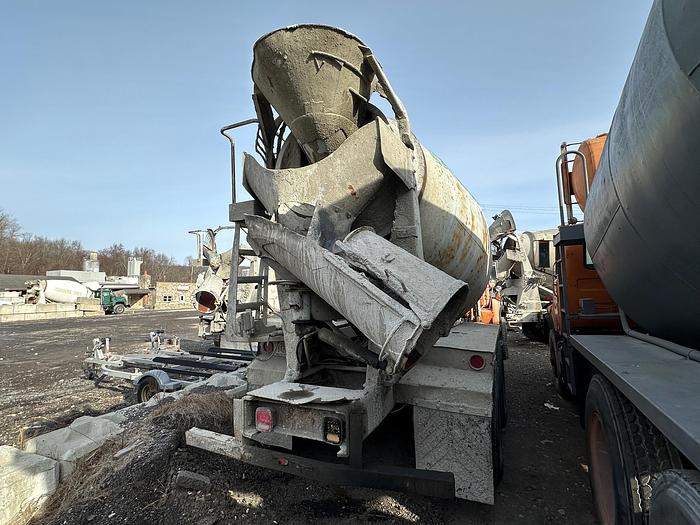 Used 2001 MACK DM688SX