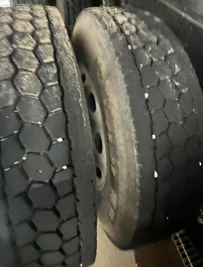 Used 2012 PETERBILT 388 Dump truck