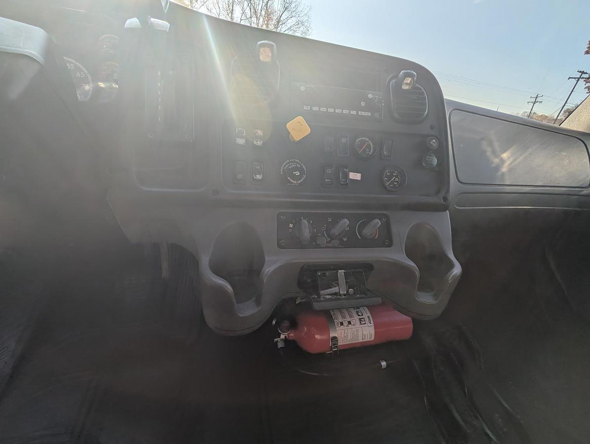 Used 2017 FREIGHTLINER M2 106