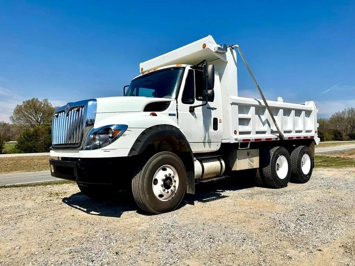 Used 2012 INTERNATIONAL 7600