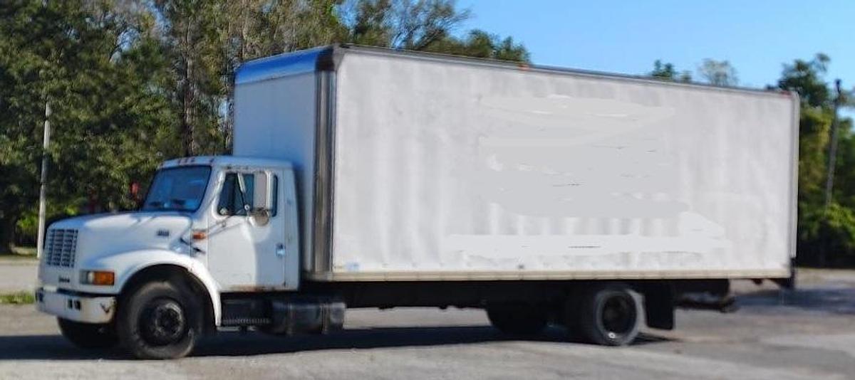 Used 1999 INTERNATIONAL 4700 Low Profile T444E