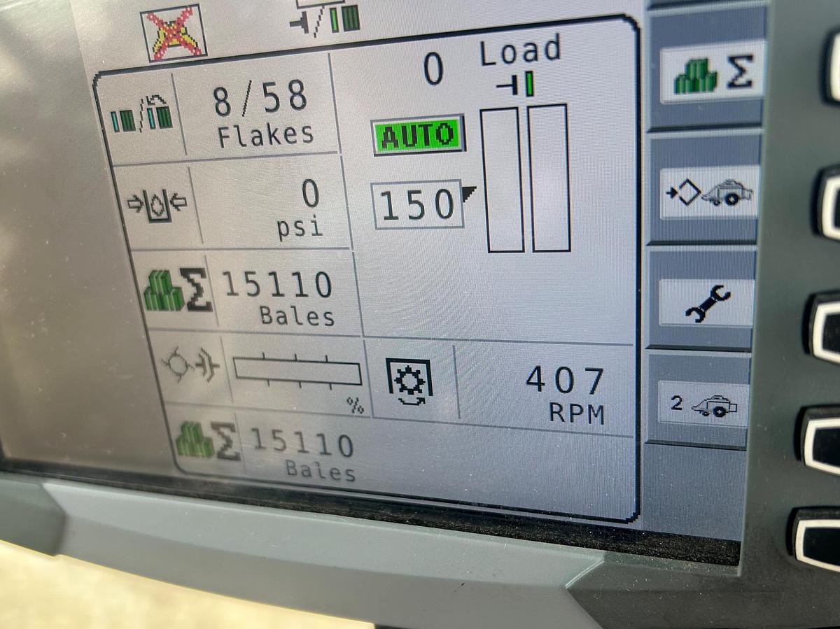 Used 2018 MASSEY FERGUSON 2270 Hesston