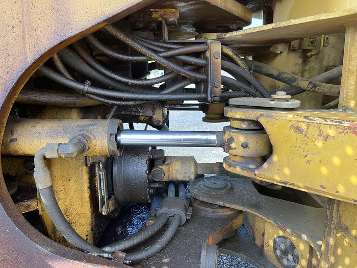 Used 1995 CATERPILLAR IT28 F