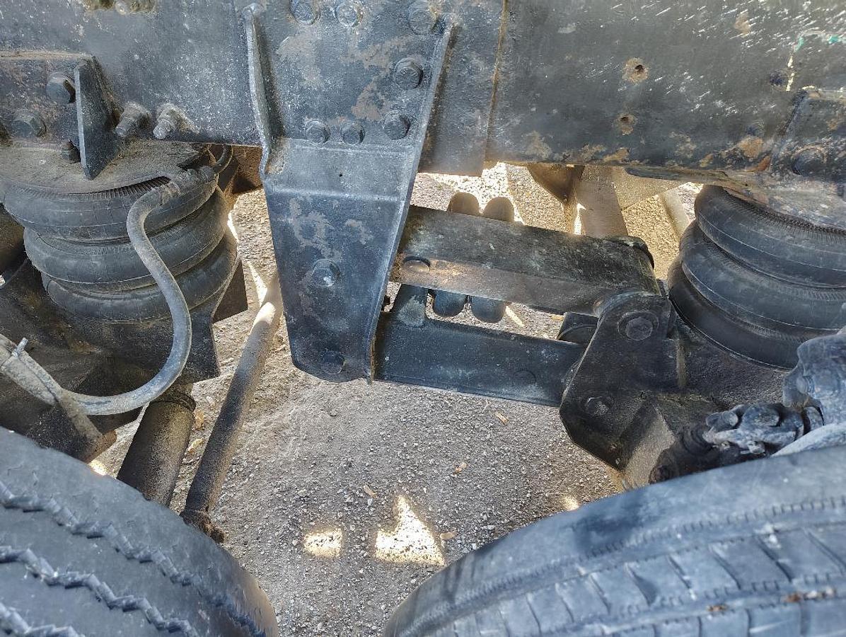 Used 1999 FREIGHTLINER 5-Axle