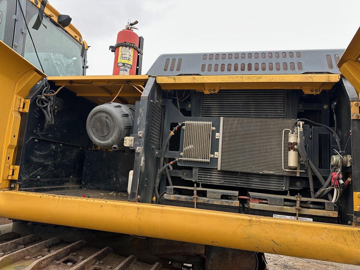 Used 2007 DEERE 350D LC