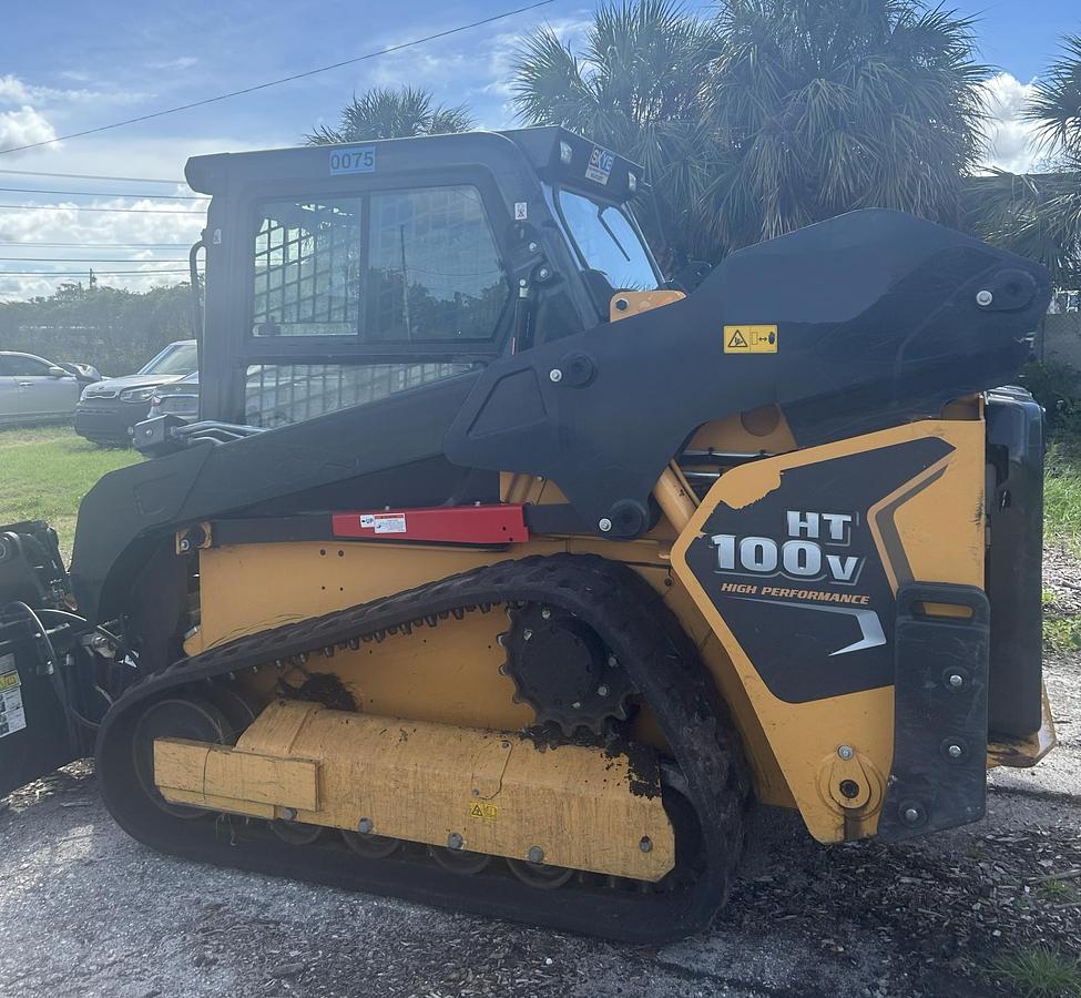 Used 2024 HYUNDAI HT100V