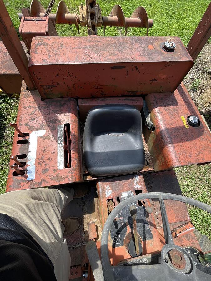 Used 1998 DITCH WITCH 4010DD Trencher/ Backhoe