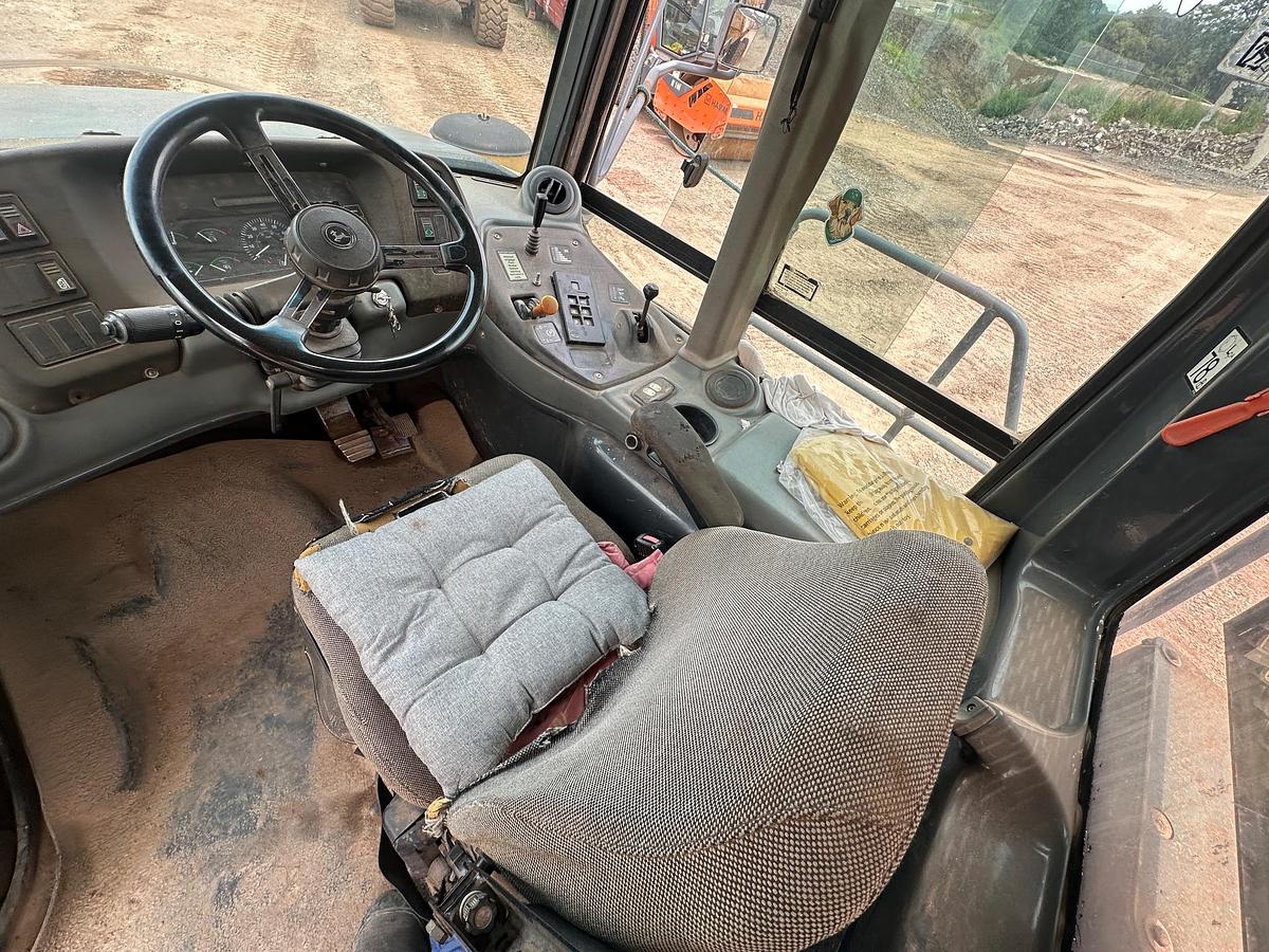 Used 2003 DEERE 400D
