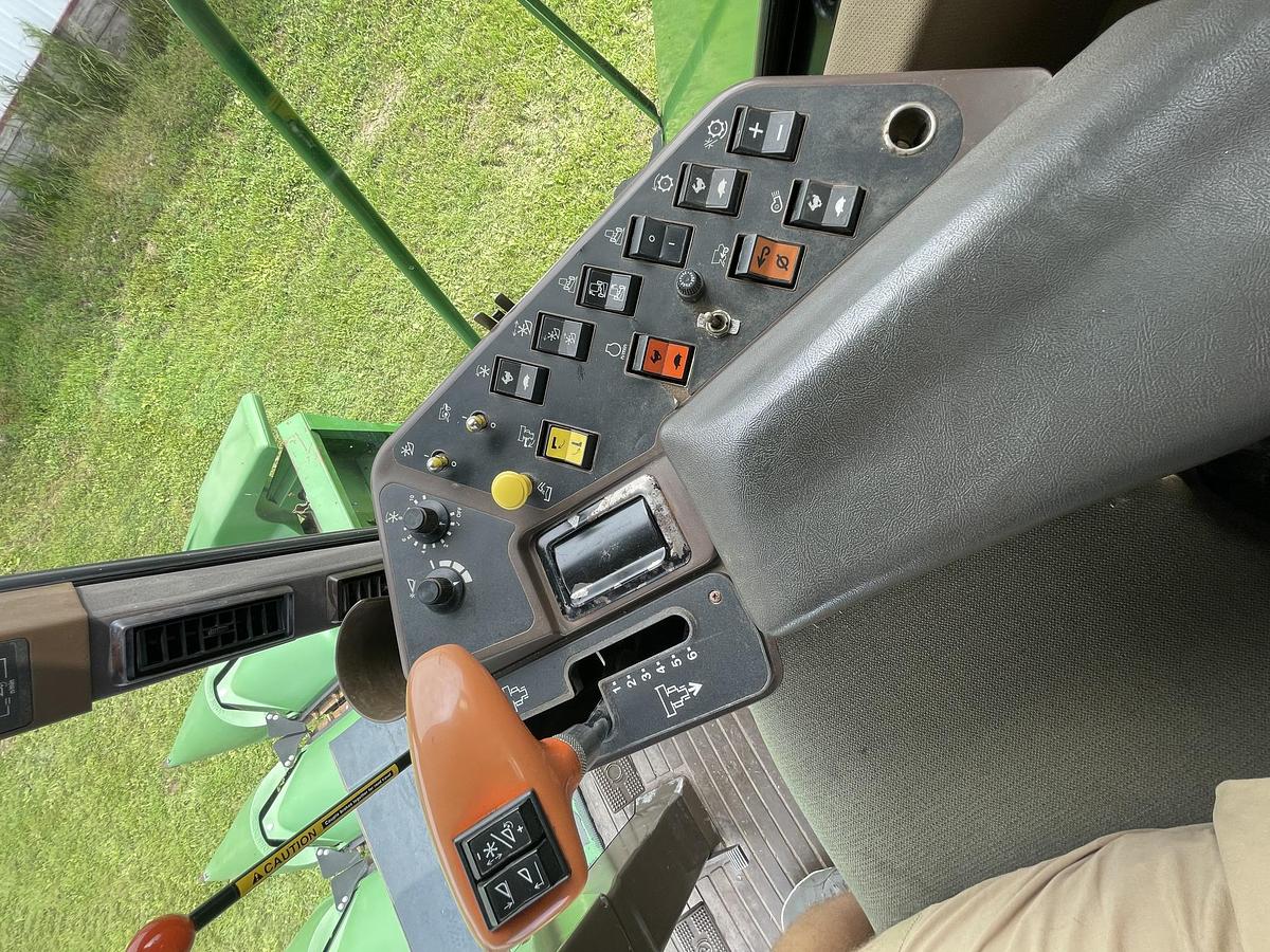 Used 1996 JOHN DEERE 9500 Sidehill combine