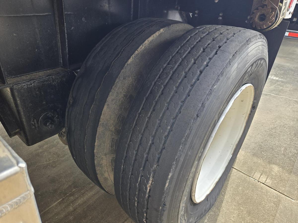 Used 2004 GREAT DANE 48 x 102