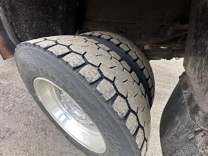 Used 2006 FORD F550 Lariat Wrecker