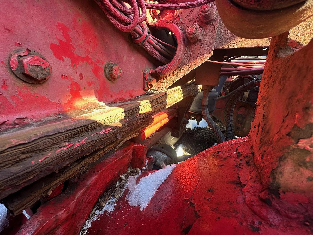 Used 1997 PETERBILT 389