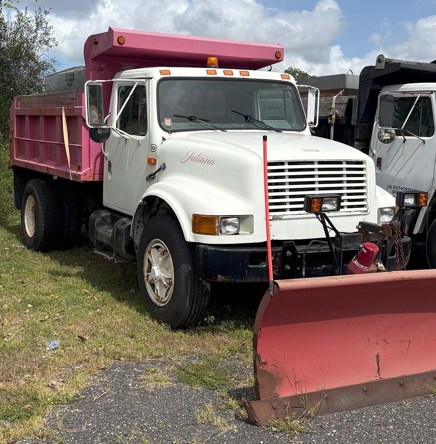 Used 1990 INTERNATIONAL 4900