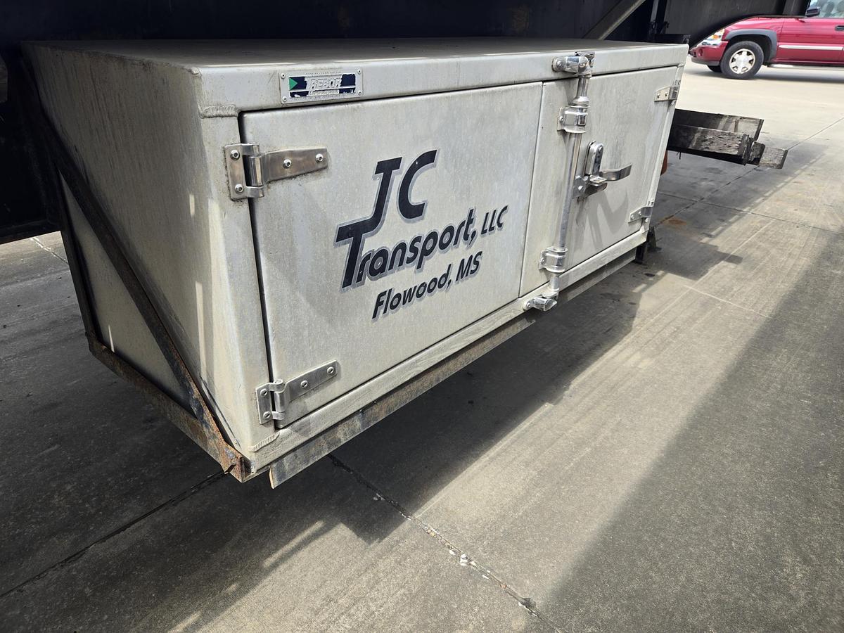 Used 2000 UTILITY 48 x 102