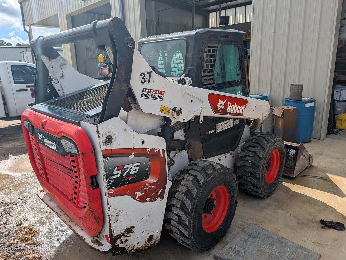 Used 2023 BOBCAT S76