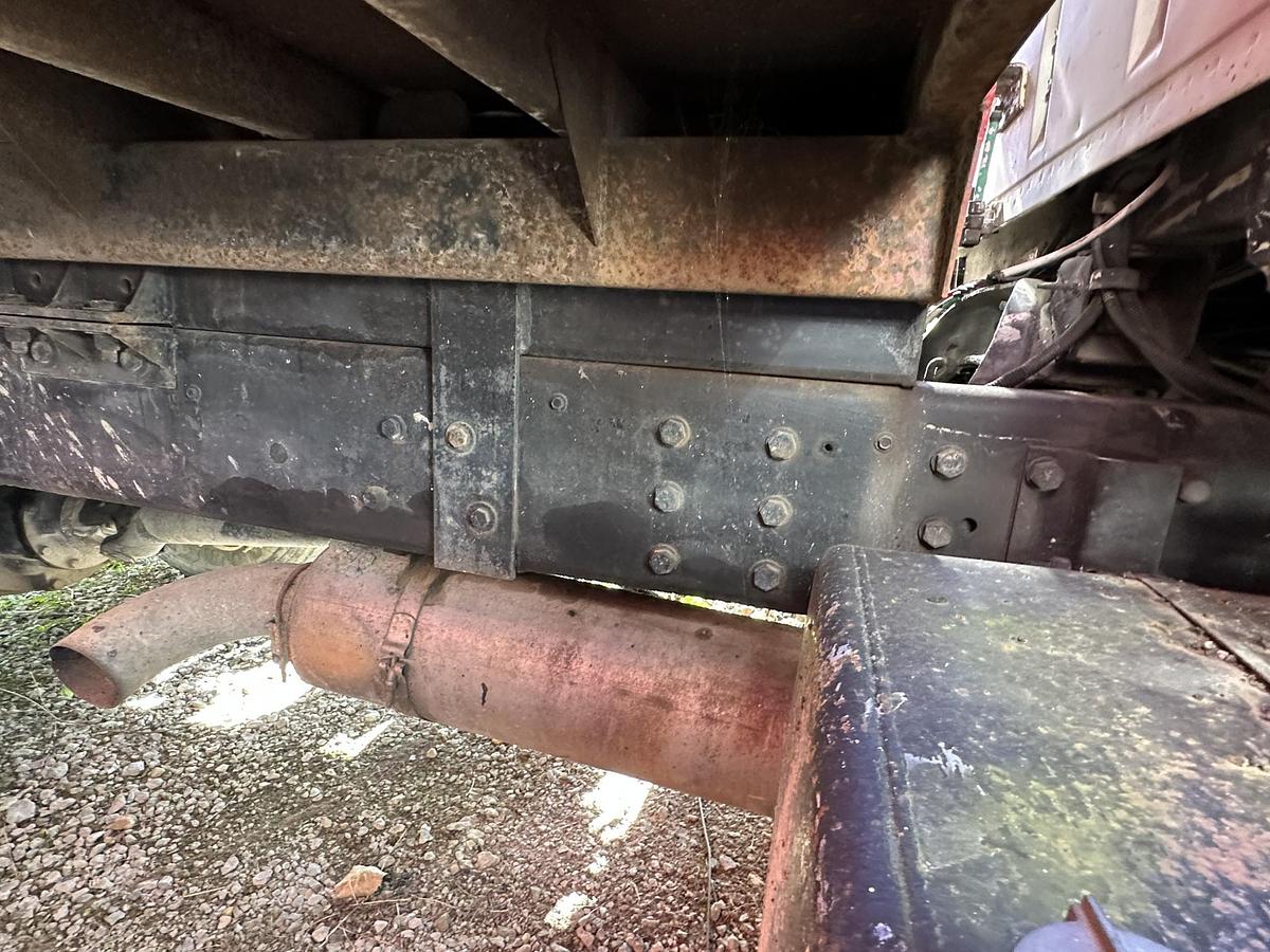 Used 1993 FORD L9000