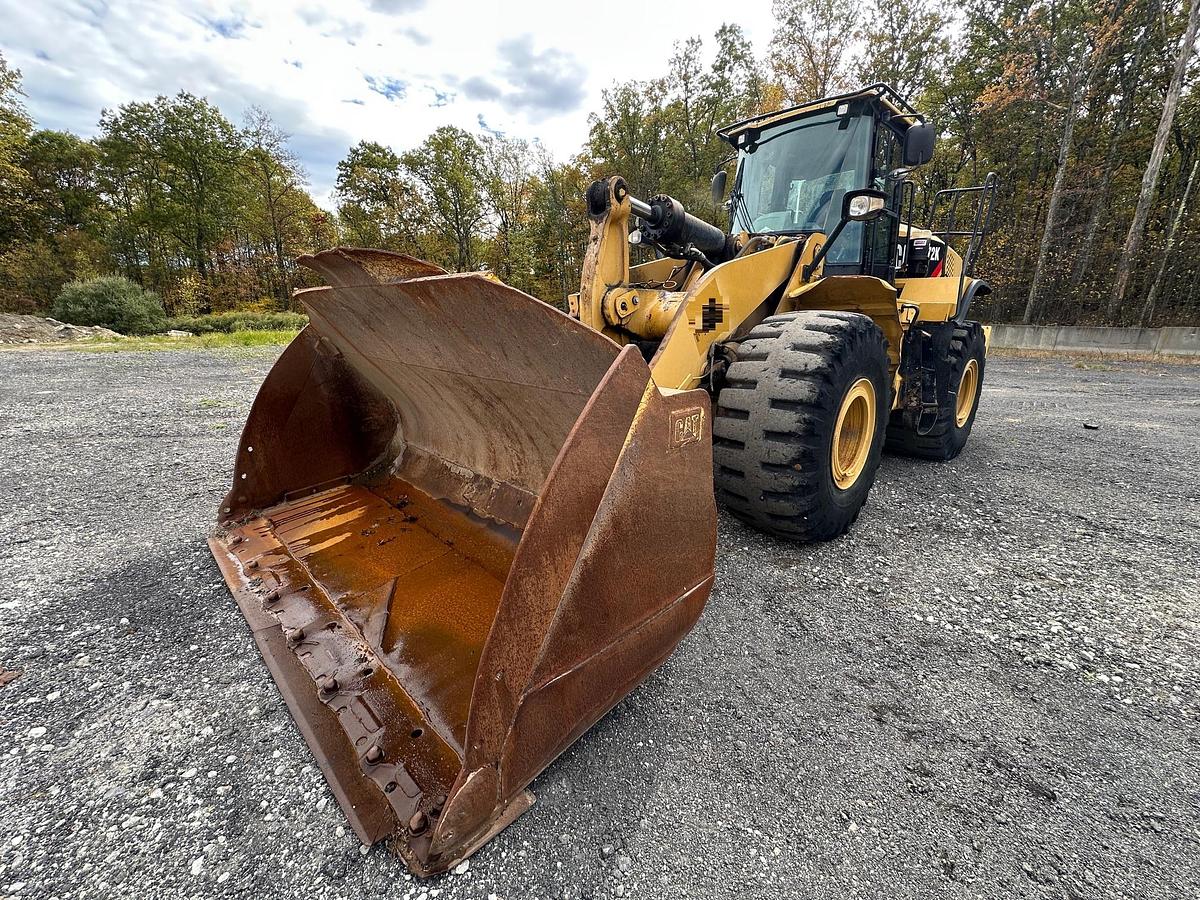 Used 2013 CATERPILLAR 972K
