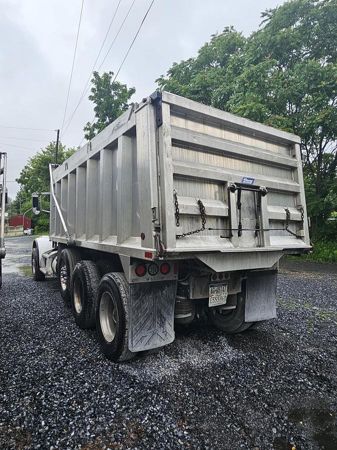 Used 2019 PETERBILT 365