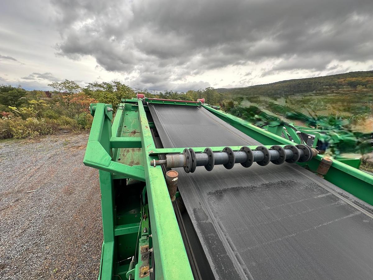 Used 2019 MCCLOSKEY 733RE