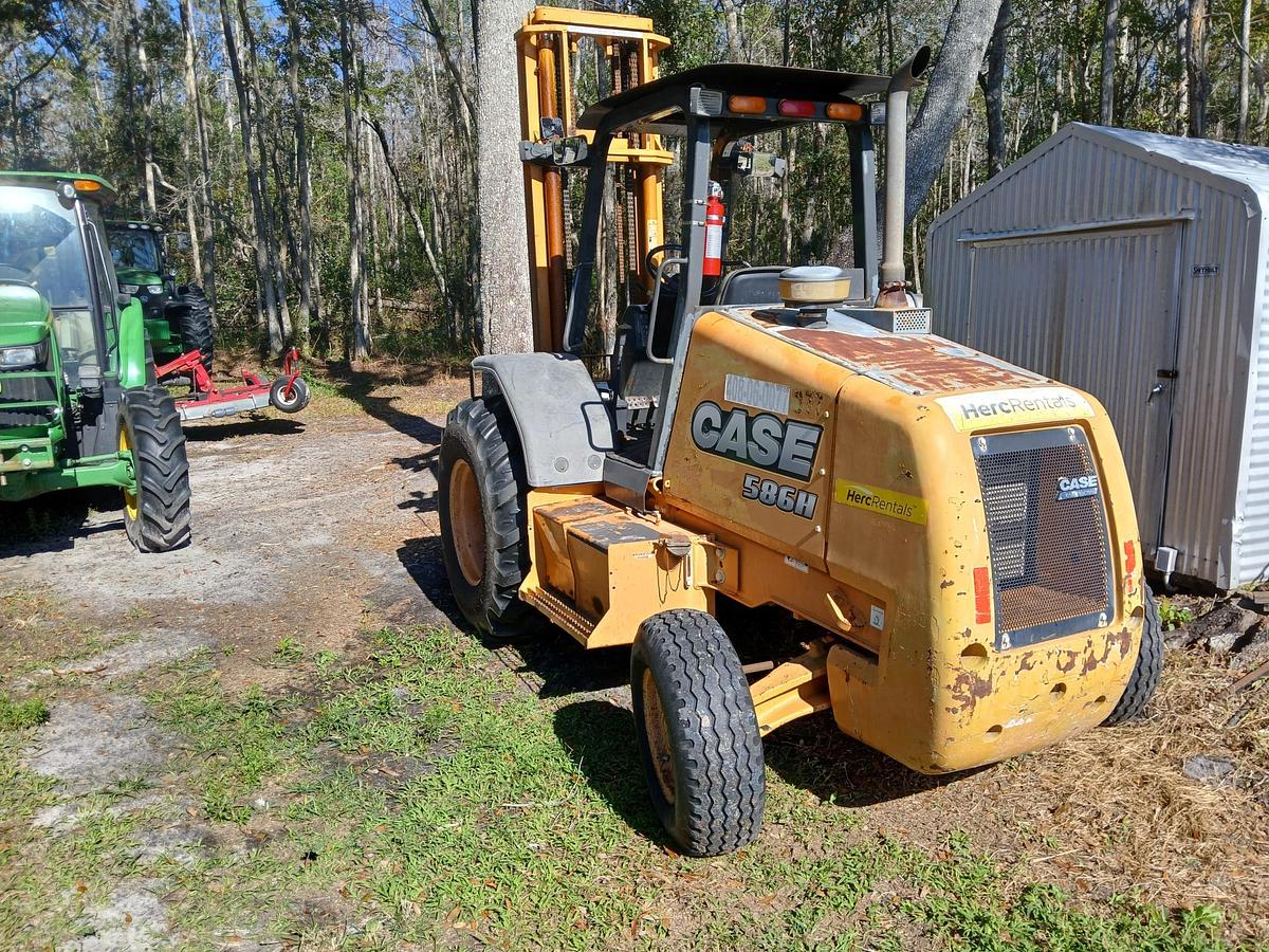 Used 2005 CASE 586H