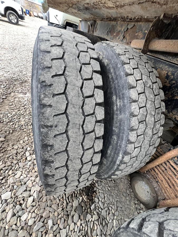 Used 2000 MACK RD688s