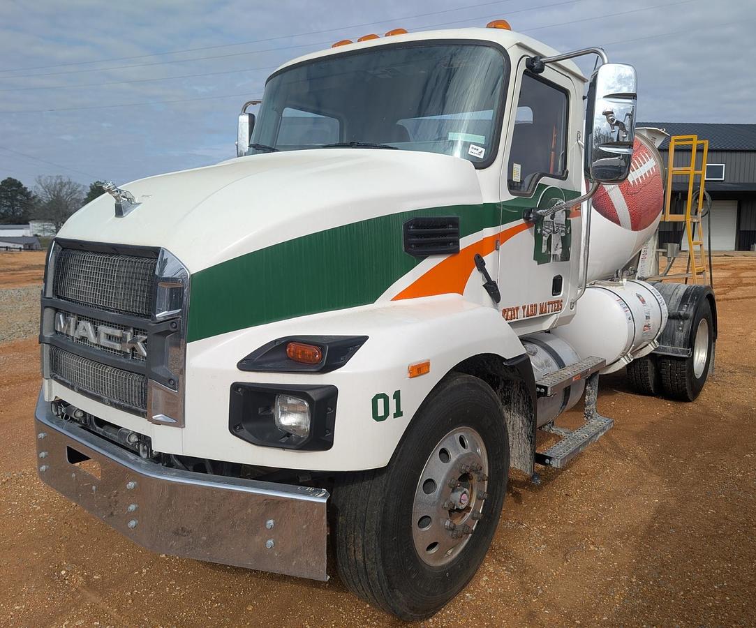Used 2024 MACK MD