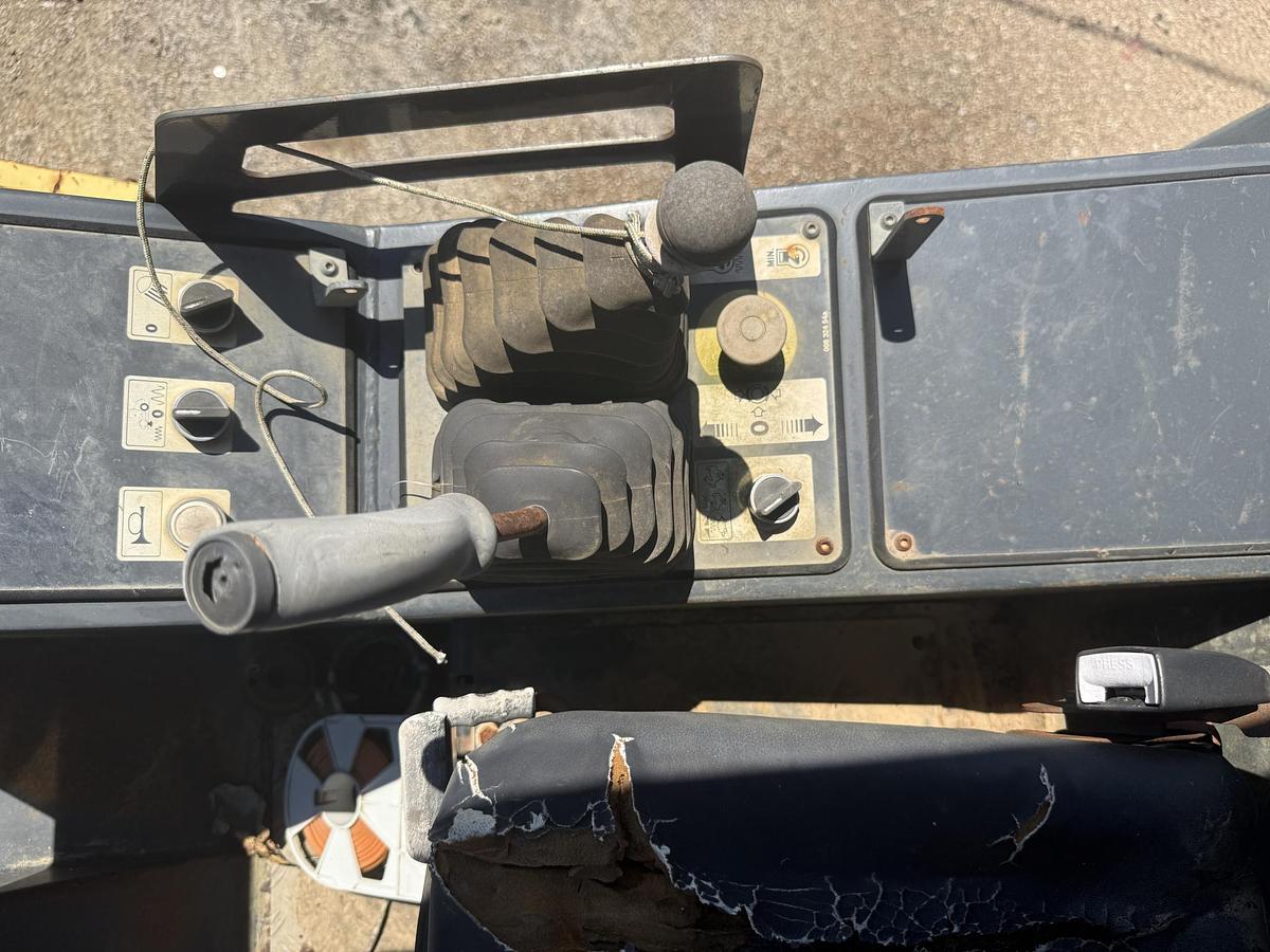 Used 2006 BOMAG 177 PDH-3