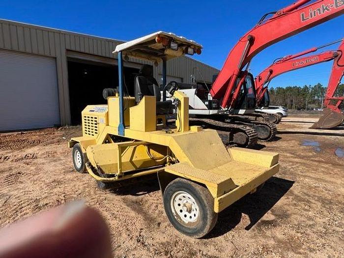 Used 2008 SUPERIOR BROOM DT80J