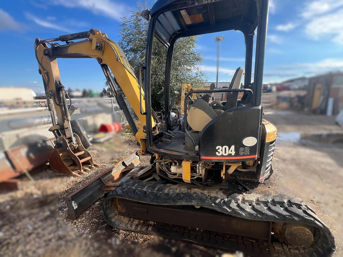Used 2005 CATERPILLAR 304 CR