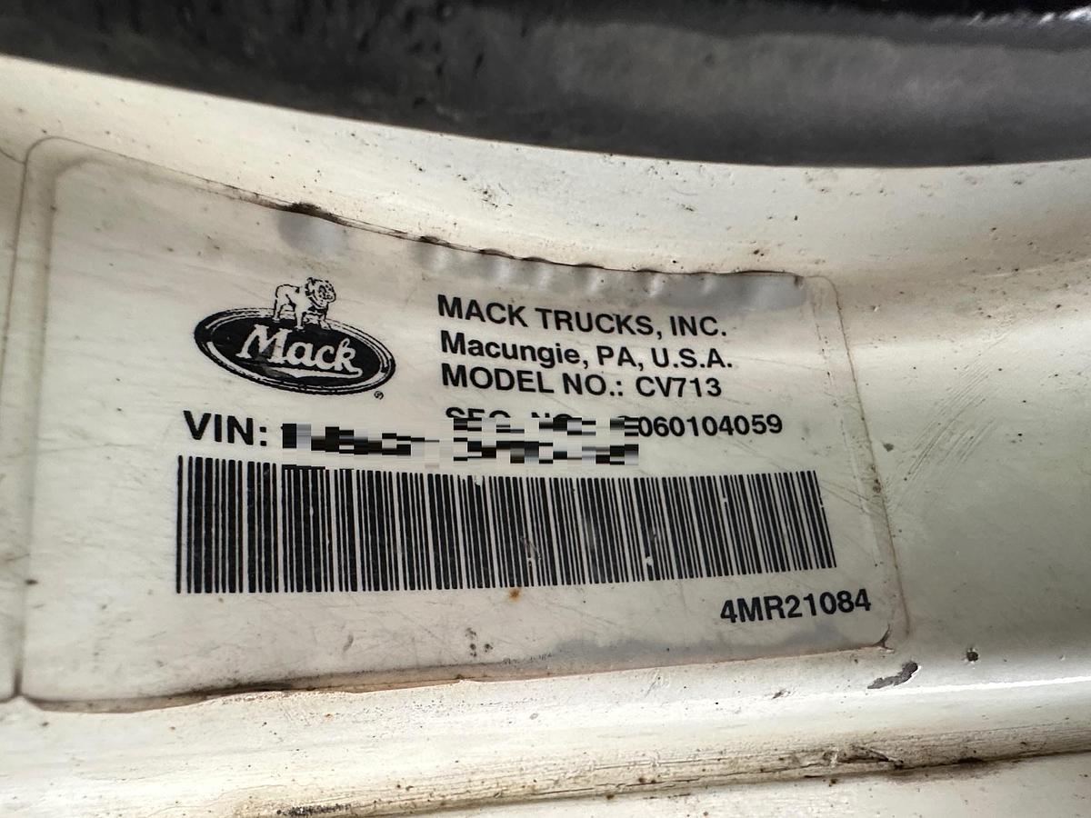 Used 2007 MACK CV713