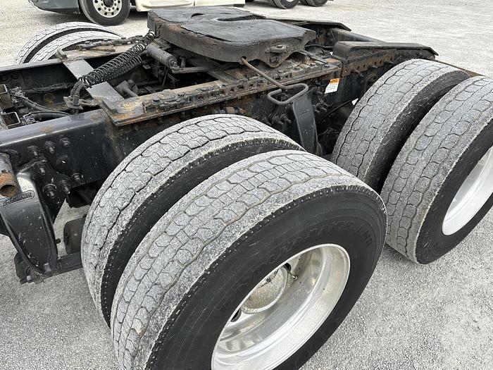 Used 2015 FREIGHTLINER Cascadia 125