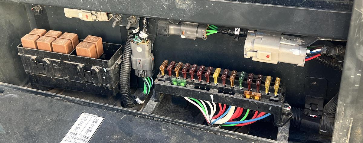 Used 2017 KOMATSU PC45MR-5