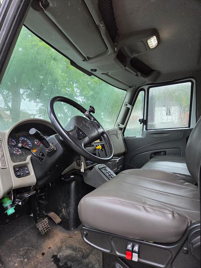 Used 2018 INTERNATIONAL 4300 SBA