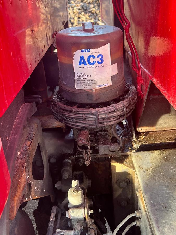 Used 2013 FREIGHTLINER 108SD Dump Truck